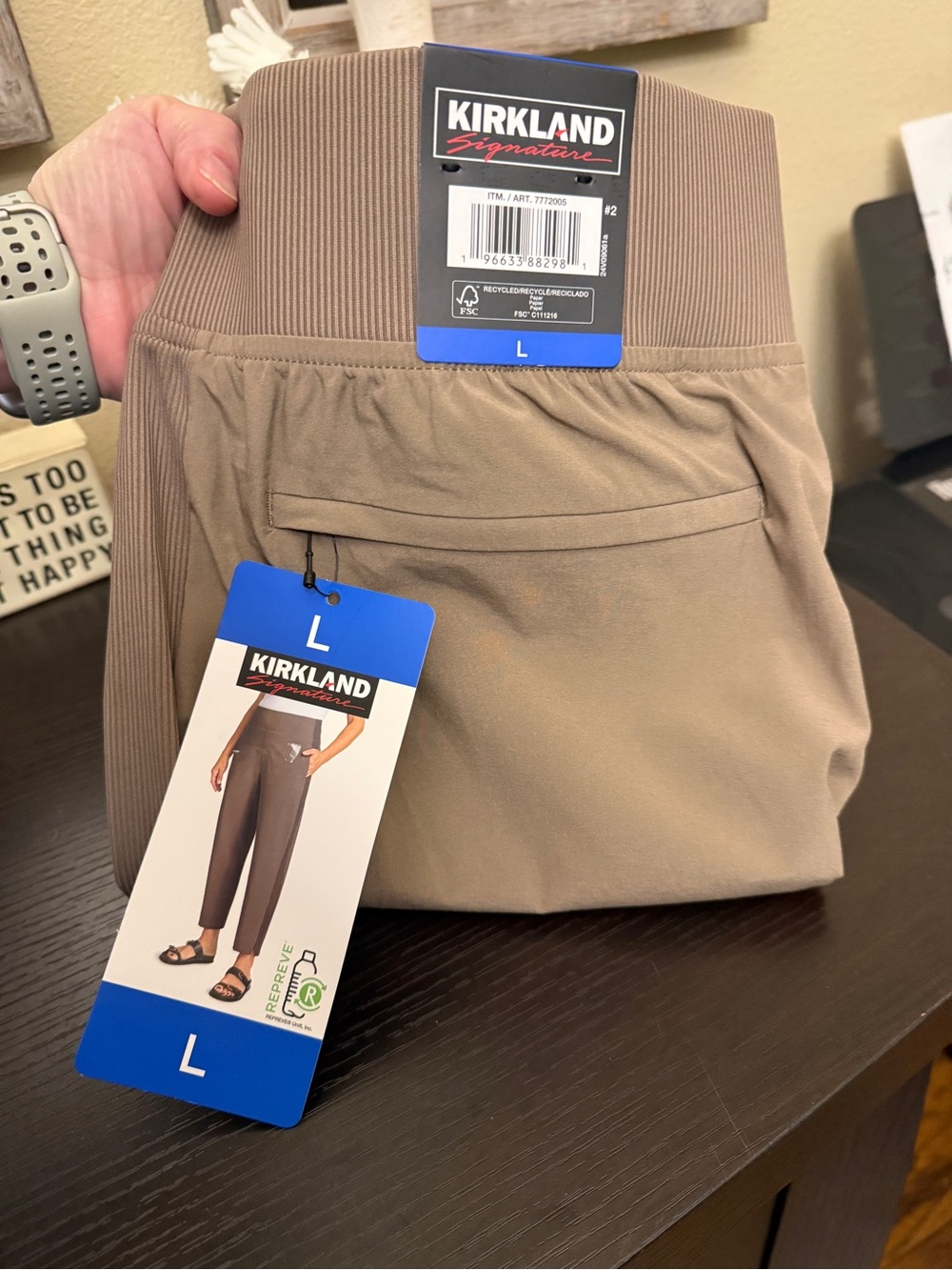 Kirkland Signature Tan Beige Pull On Ankle Pants Joggers Womens L NWT